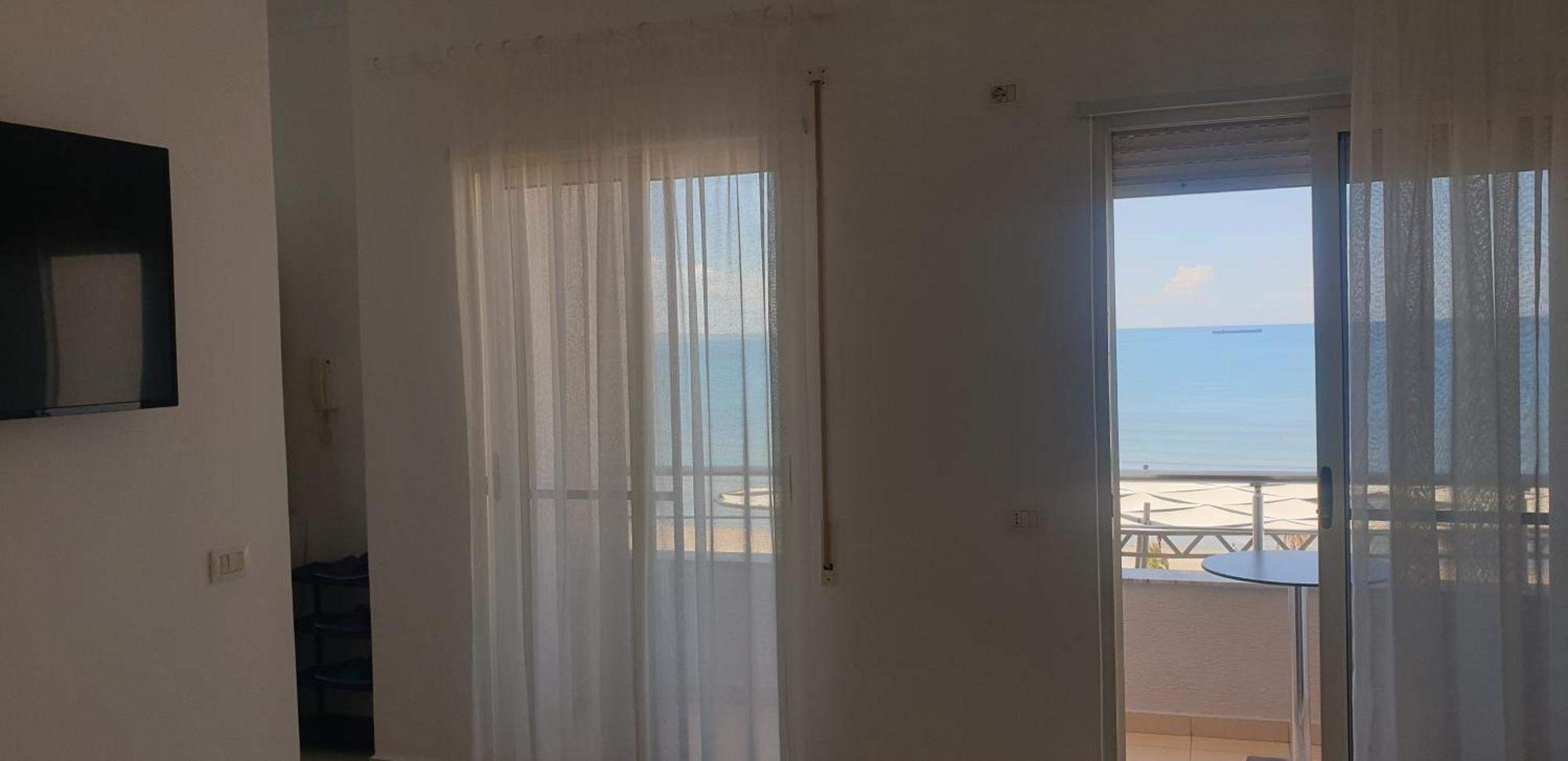 Tirona Durrës